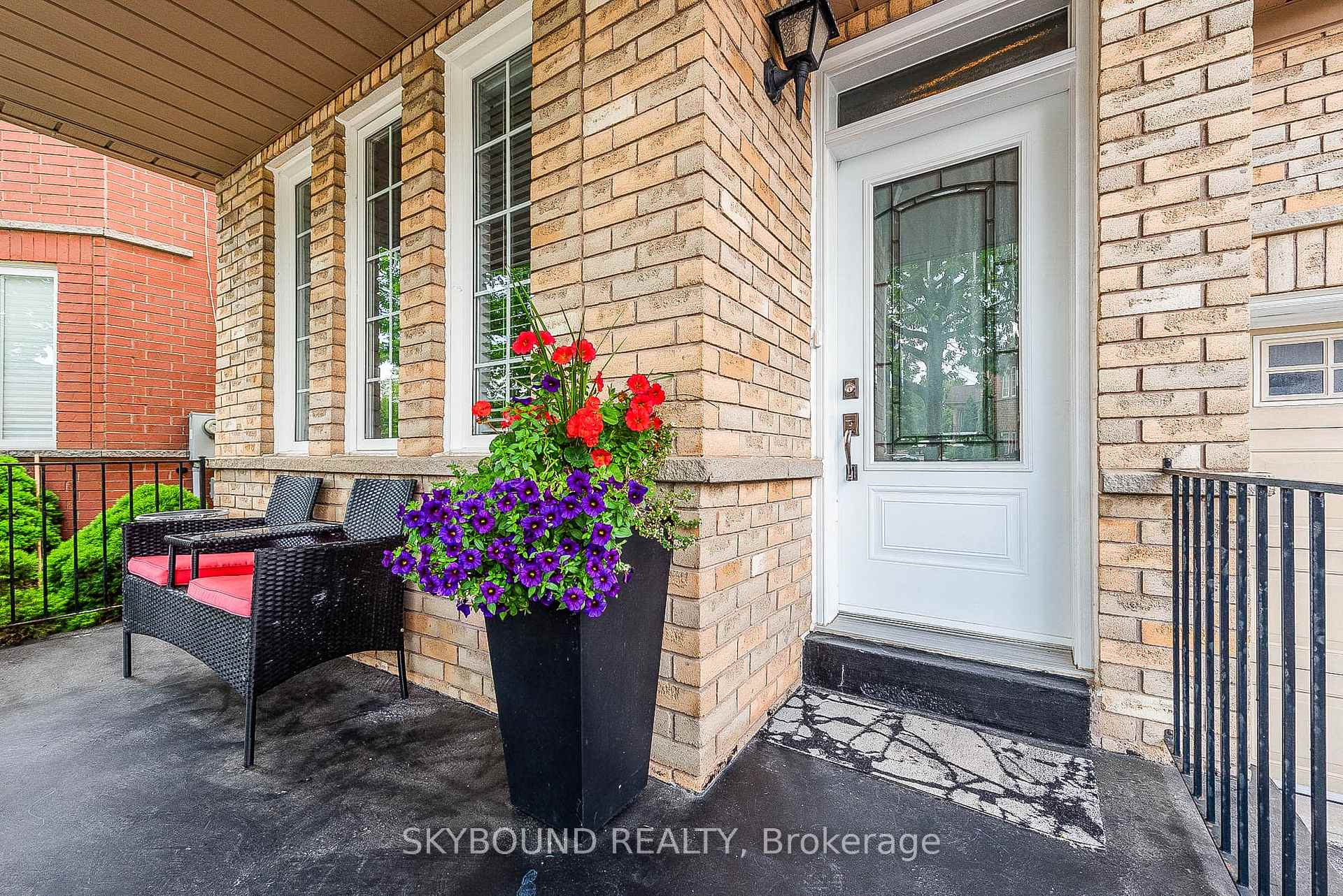 Photo 5 of 66 Skylark Drive, Vaughan, Vellore Village — HOMEH