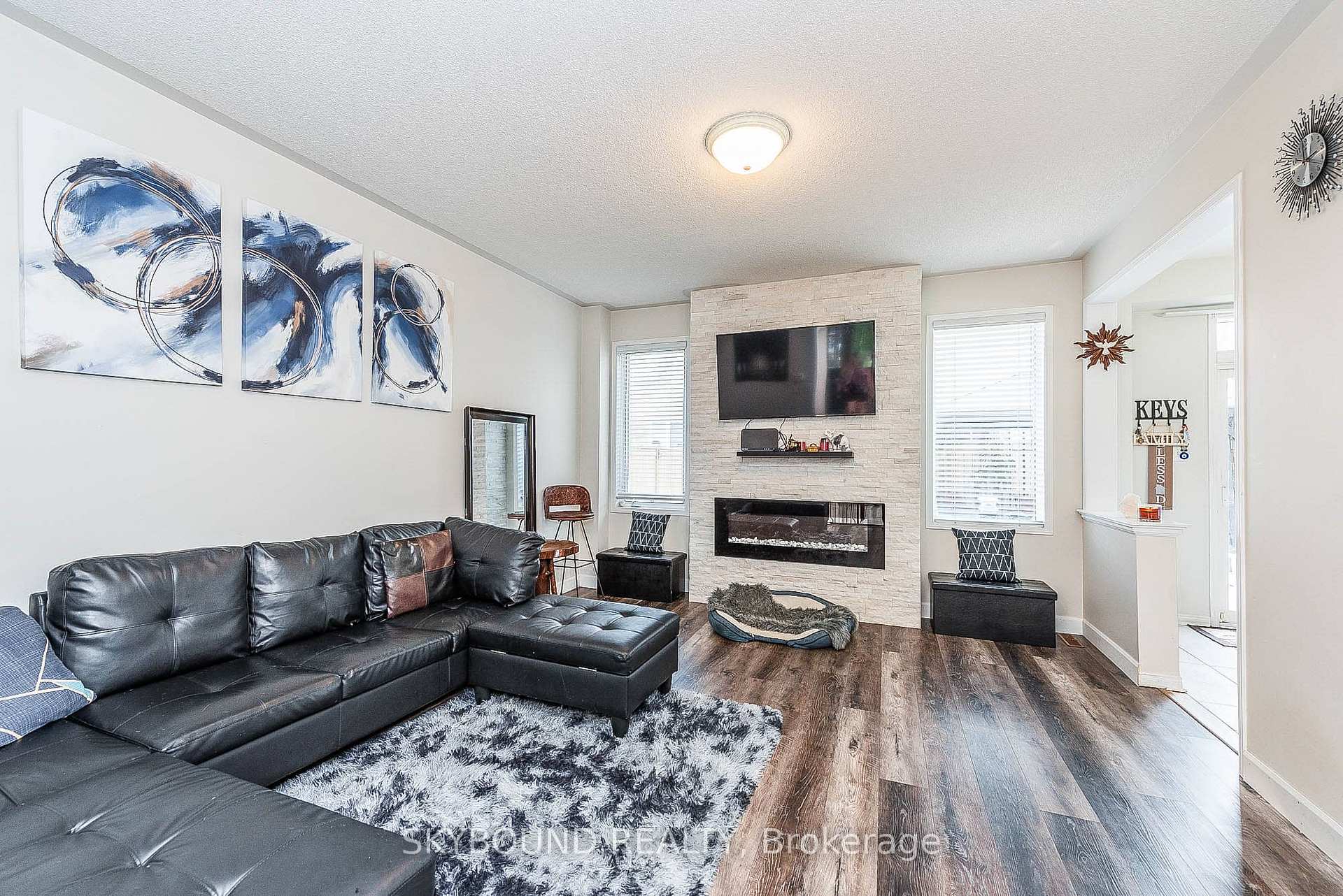Photo 12 of 66 Skylark Drive, Vaughan, Vellore Village — HOMEH