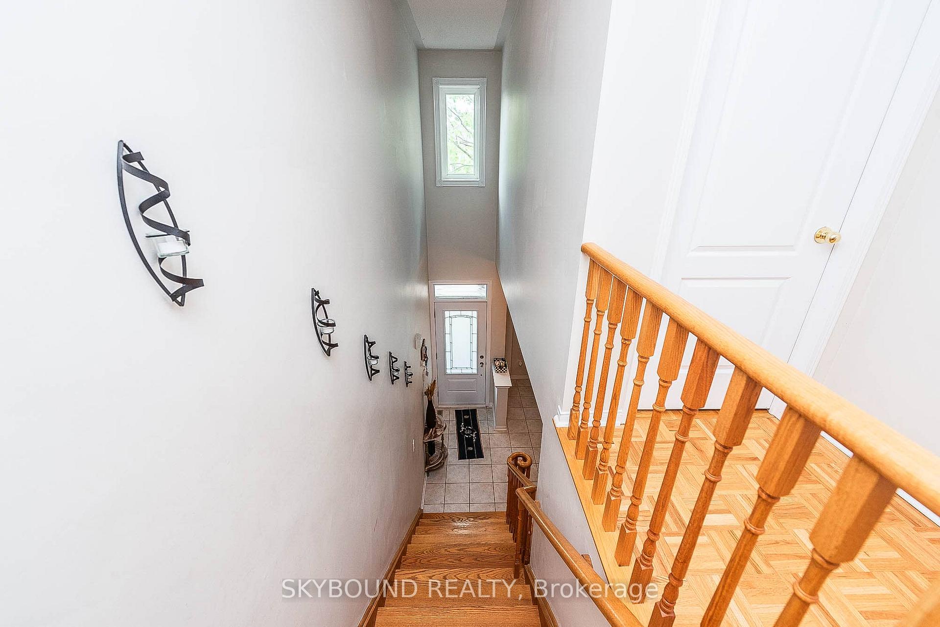 Photo 17 of 66 Skylark Drive, Vaughan, Vellore Village — HOMEH