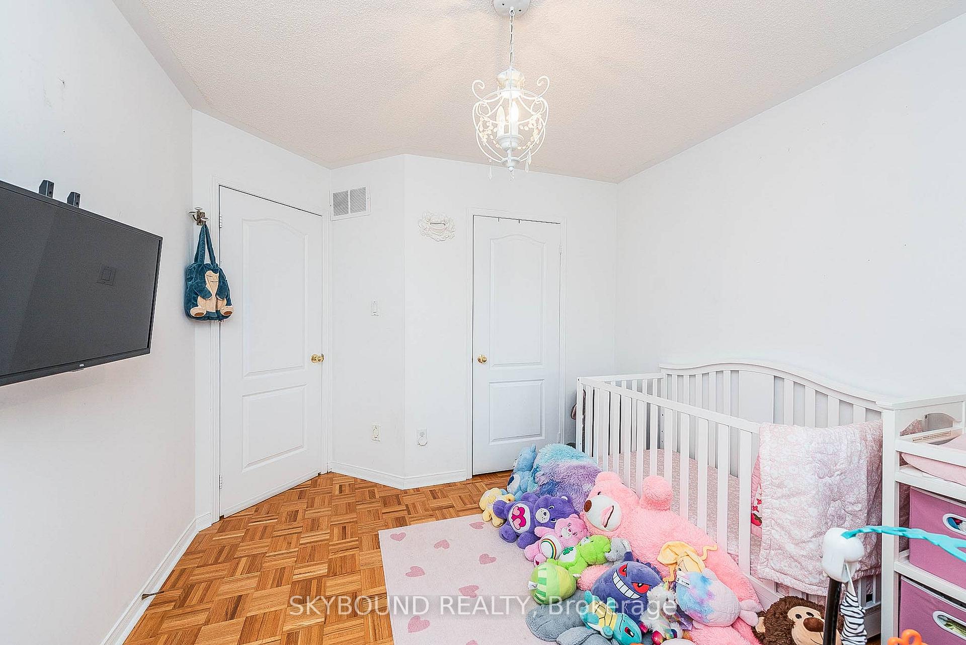 Photo 20 of 66 Skylark Drive, Vaughan, Vellore Village — HOMEH