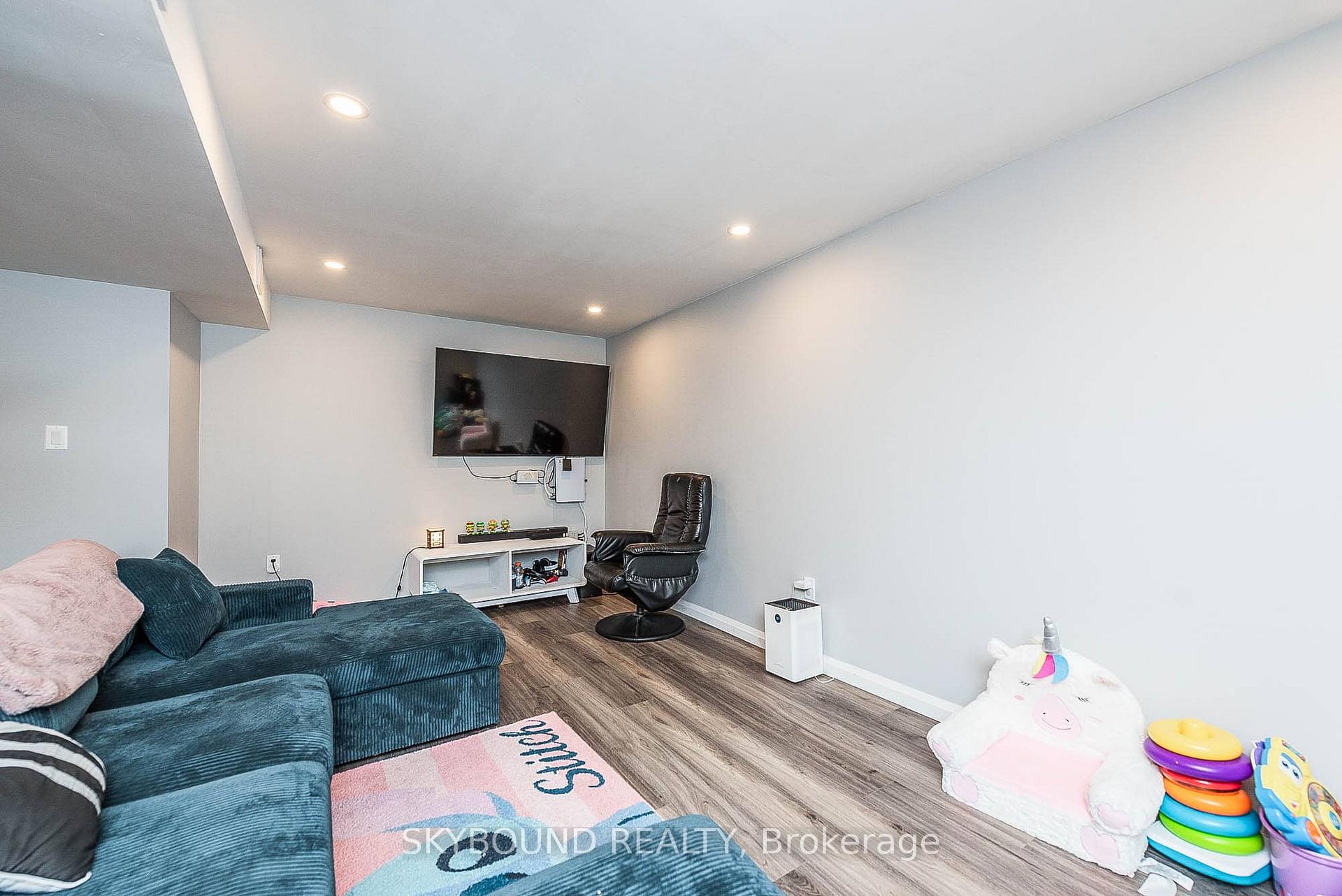 Photo 28 of 66 Skylark Drive, Vaughan, Vellore Village — HOMEH