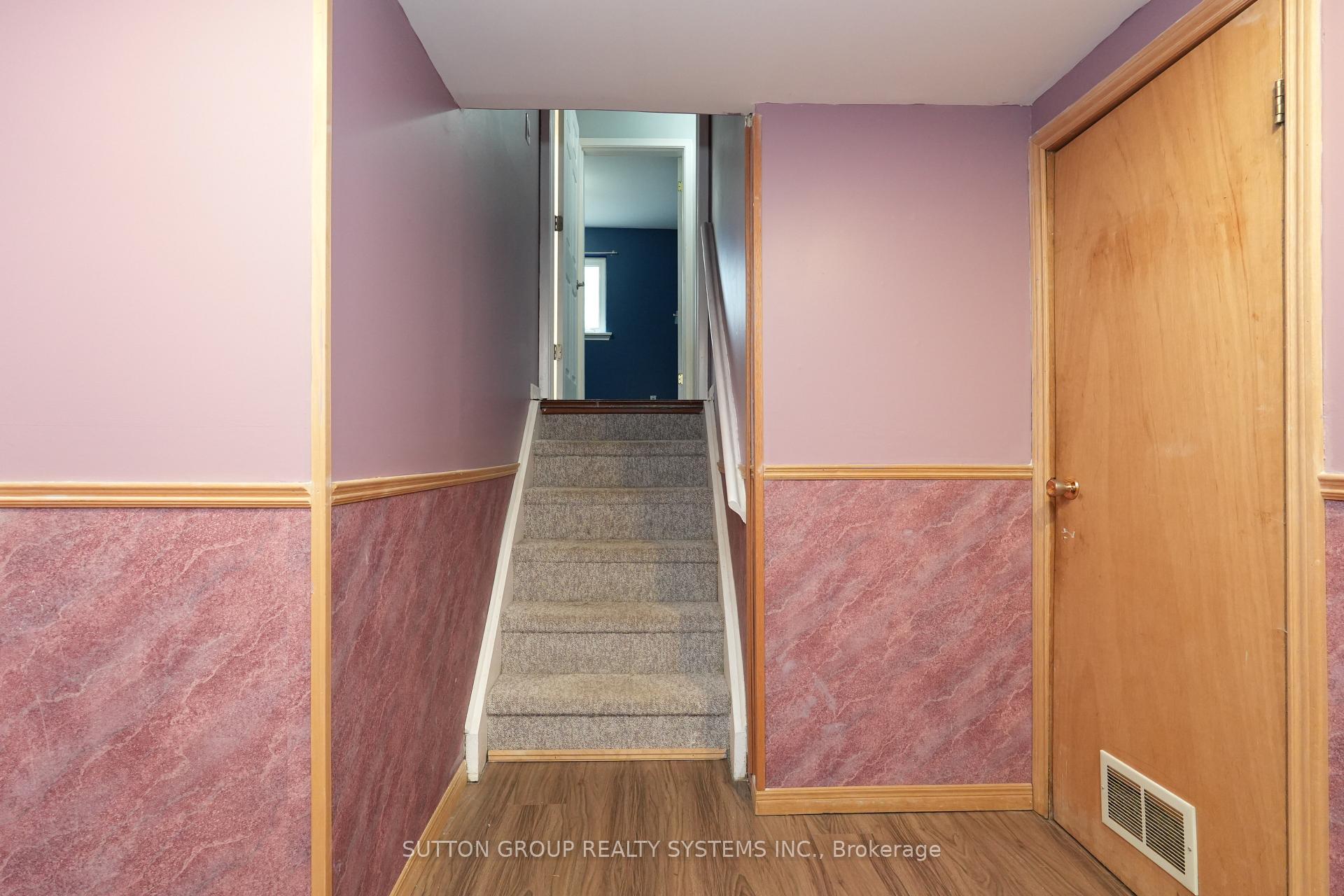 Photo 19 of 2337 Padstow Crescent, Mississauga, Clarkson — HOMEH