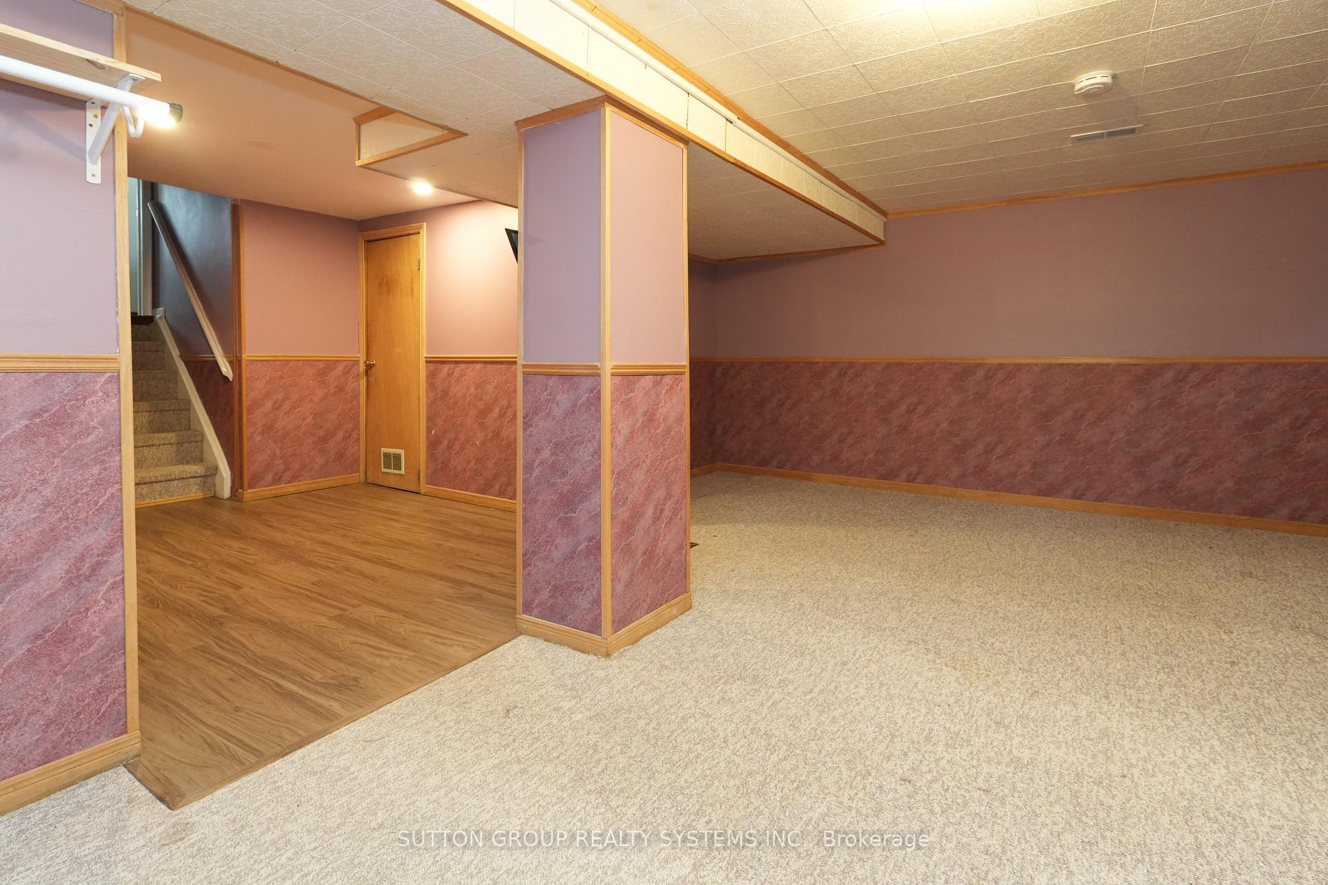 Photo 21 of 2337 Padstow Crescent, Mississauga, Clarkson — HOMEH