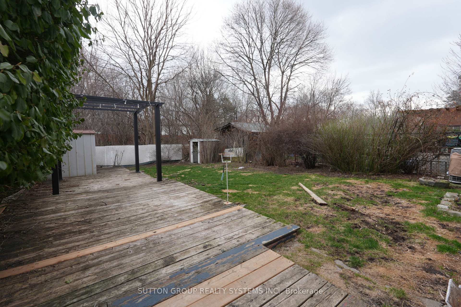 Photo 23 of 2337 Padstow Crescent, Mississauga, Clarkson — HOMEH