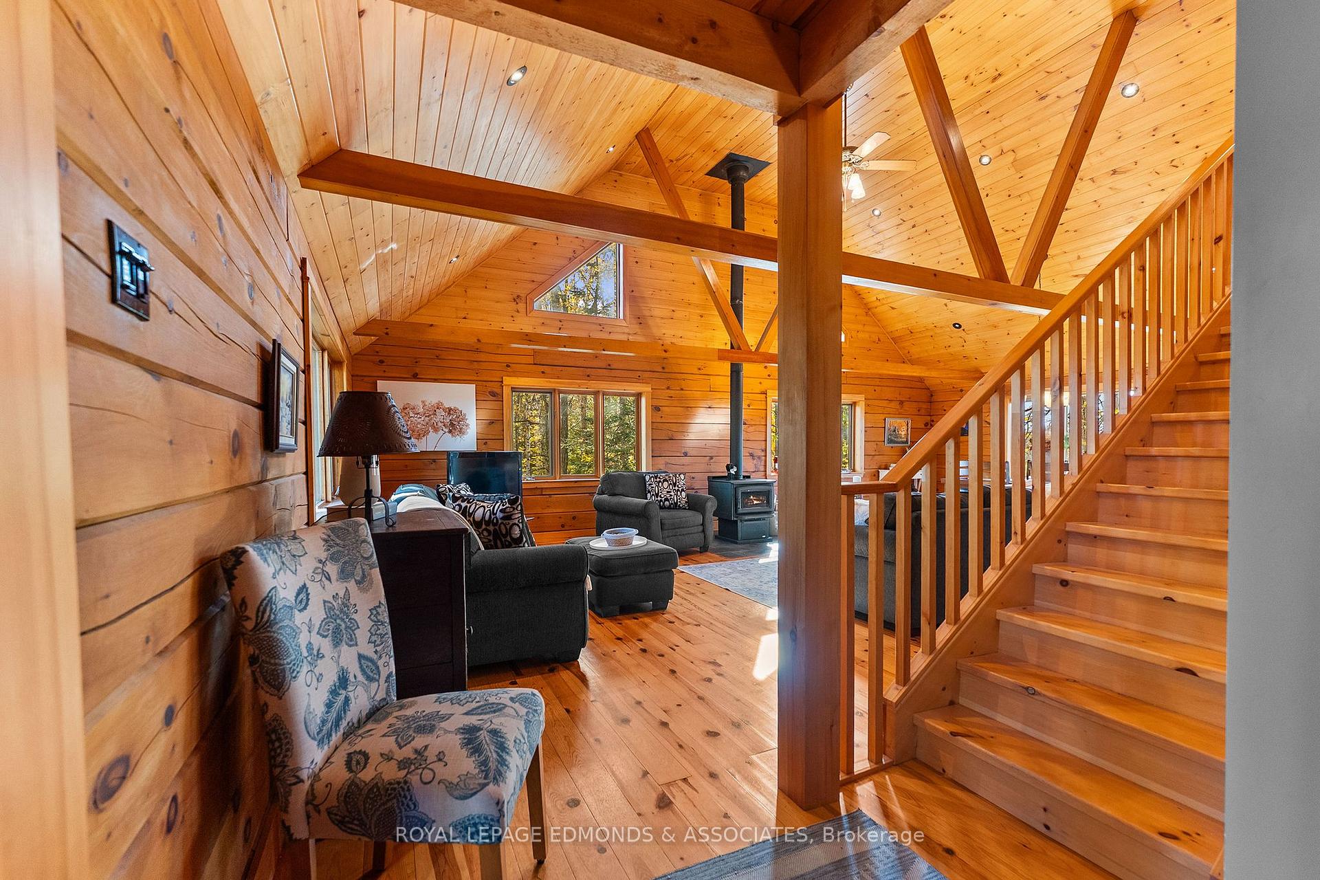 Photo 7 of 72 Hilltop Drive, Whitewater Region, Whitewater Region — HOMEH