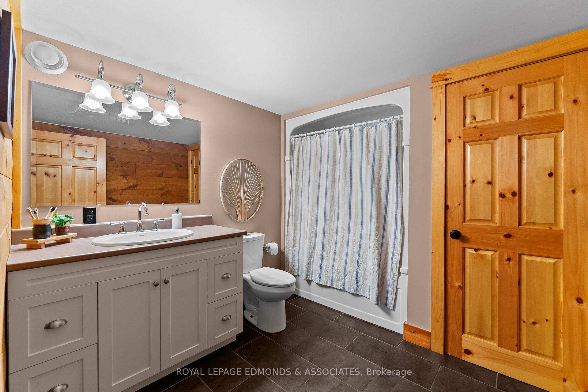 Photo 20 of 72 Hilltop Drive, Whitewater Region, Whitewater Region — HOMEH