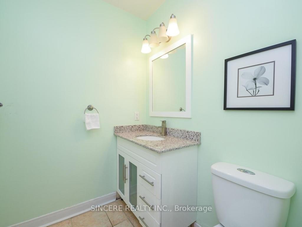 Photo 9 of 39 Kathrose Drive, North York, Pleasant View — HOMEH
