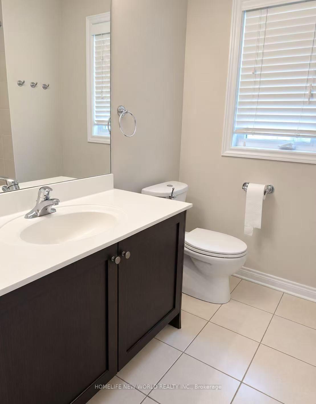 Photo 10 of 7 Port Arthur Crescent, Richmond Hill, Jefferson — HOMEH