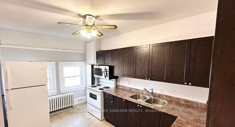 Photo 7 of Unit 2, 2 Russell Street E, Smiths Falls, Smiths Falls — HOMEH