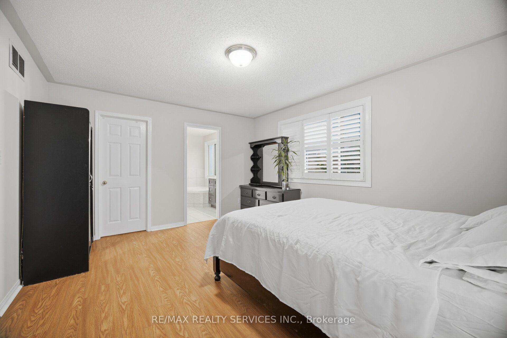 Photo 32 of 881 Lancaster Boulevard, Milton, Beaty — HOMEH