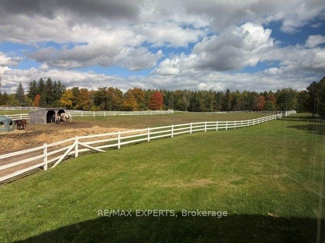 Photo 15 of 13510 Fifth Line, Milton, Rural Nassagaweya — HOMEH