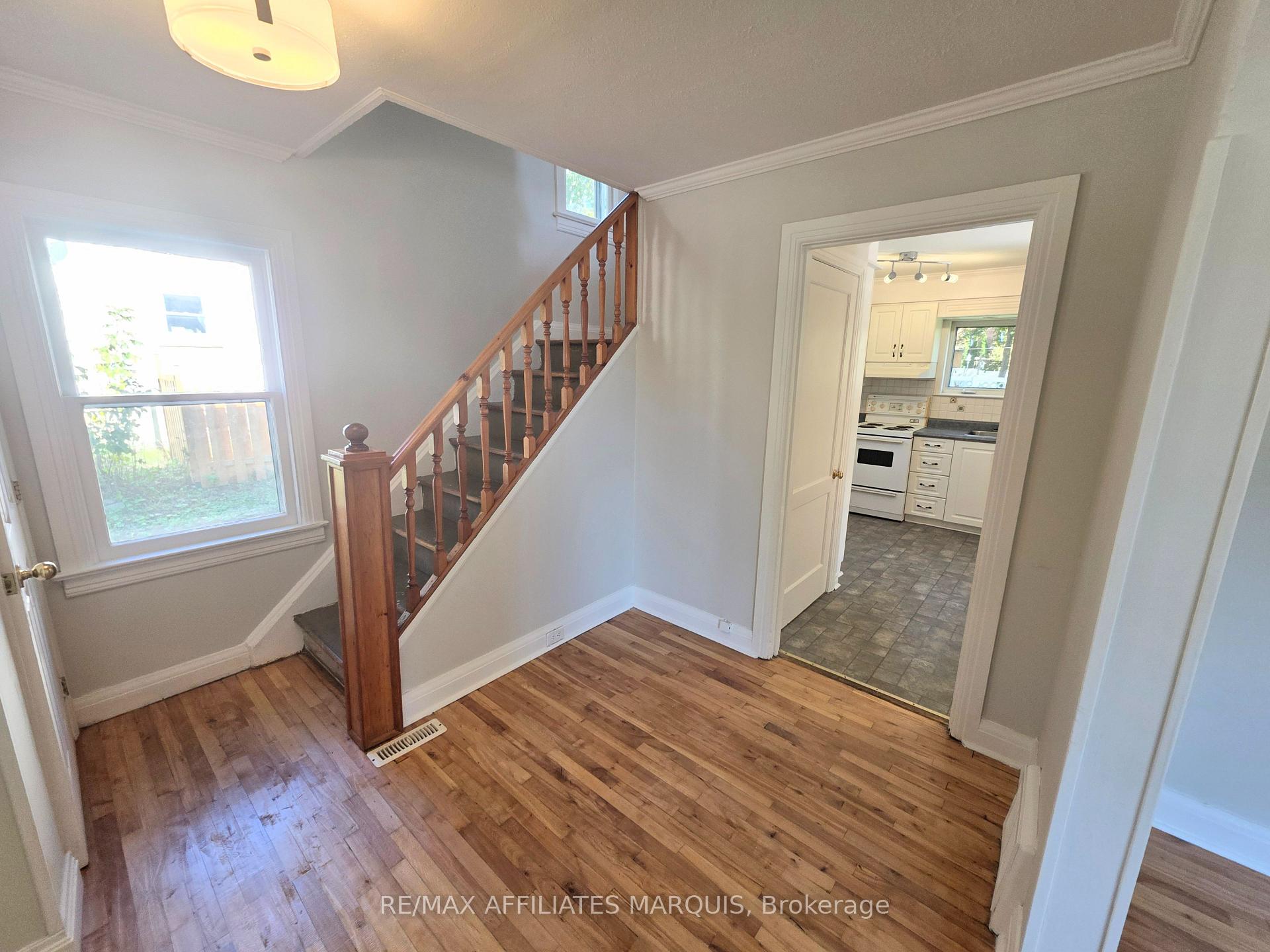 Photo 21 of 17 Maple Avenue N, Smiths Falls, Smiths Falls — HOMEH