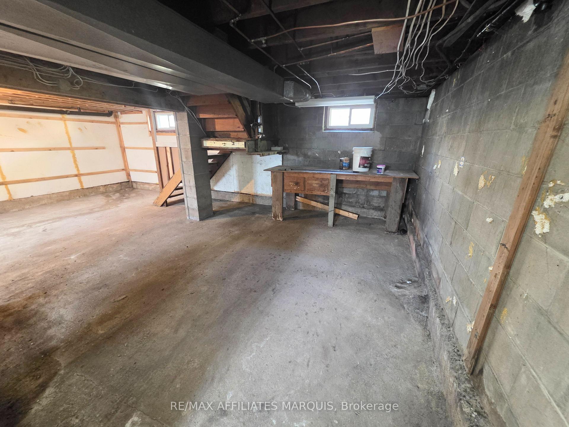 Photo 43 of 17 Maple Avenue N, Smiths Falls, Smiths Falls — HOMEH