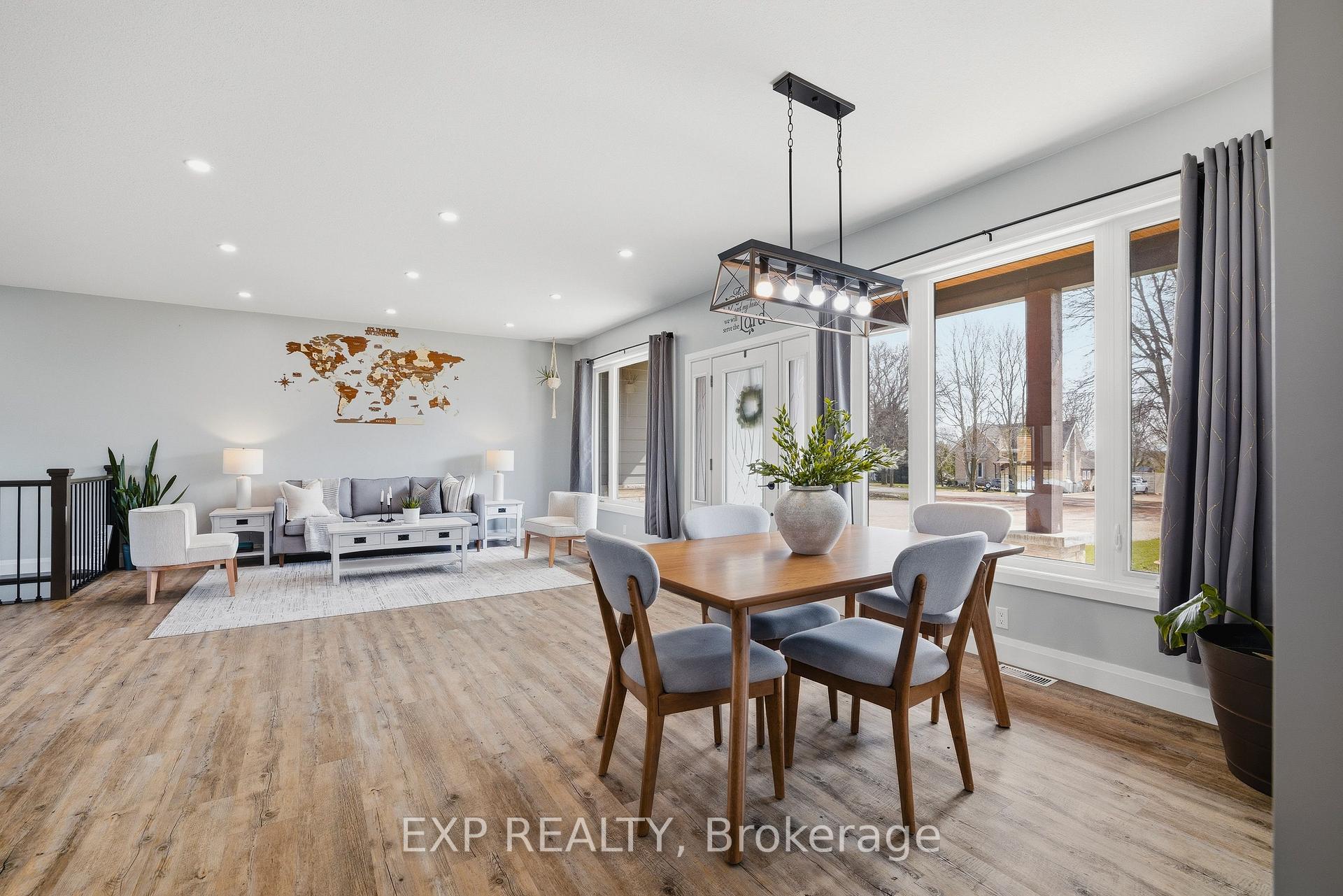Photo 4 of 43830 Cranbrook Road, Huron East, Grey — HOMEH
