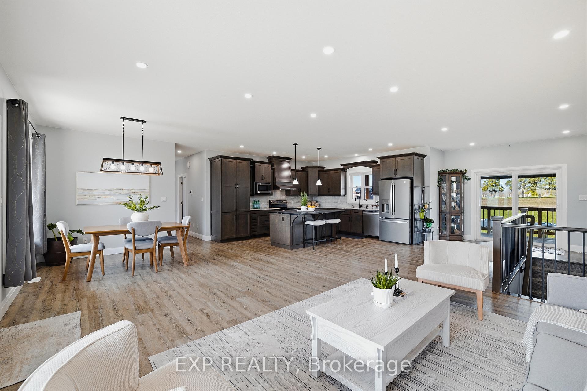 Photo 5 of 43830 Cranbrook Road, Huron East, Grey — HOMEH
