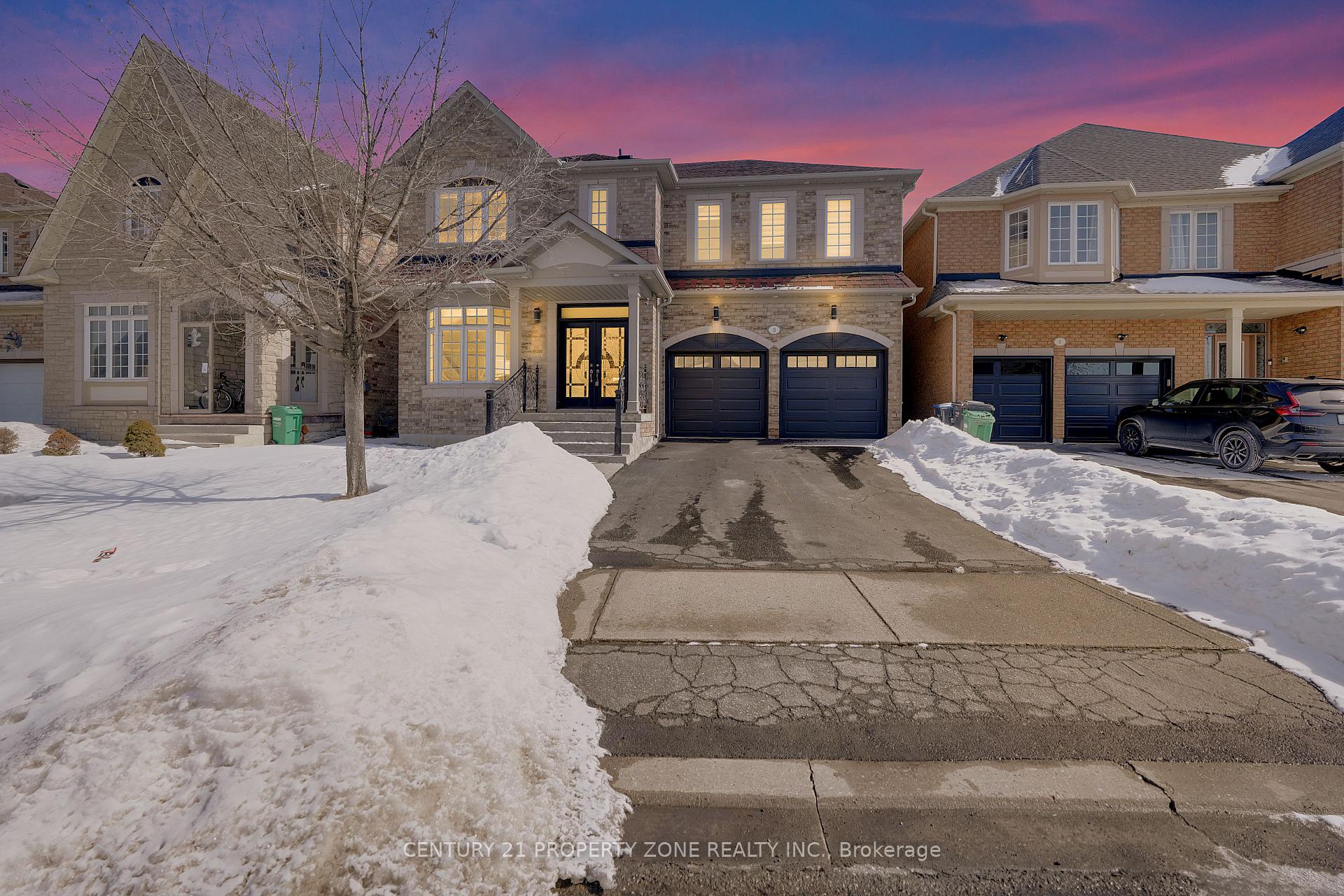 Photo 2 of 3 Freshspring Drive, Brampton, Sandringham-Wellington — HOMEH