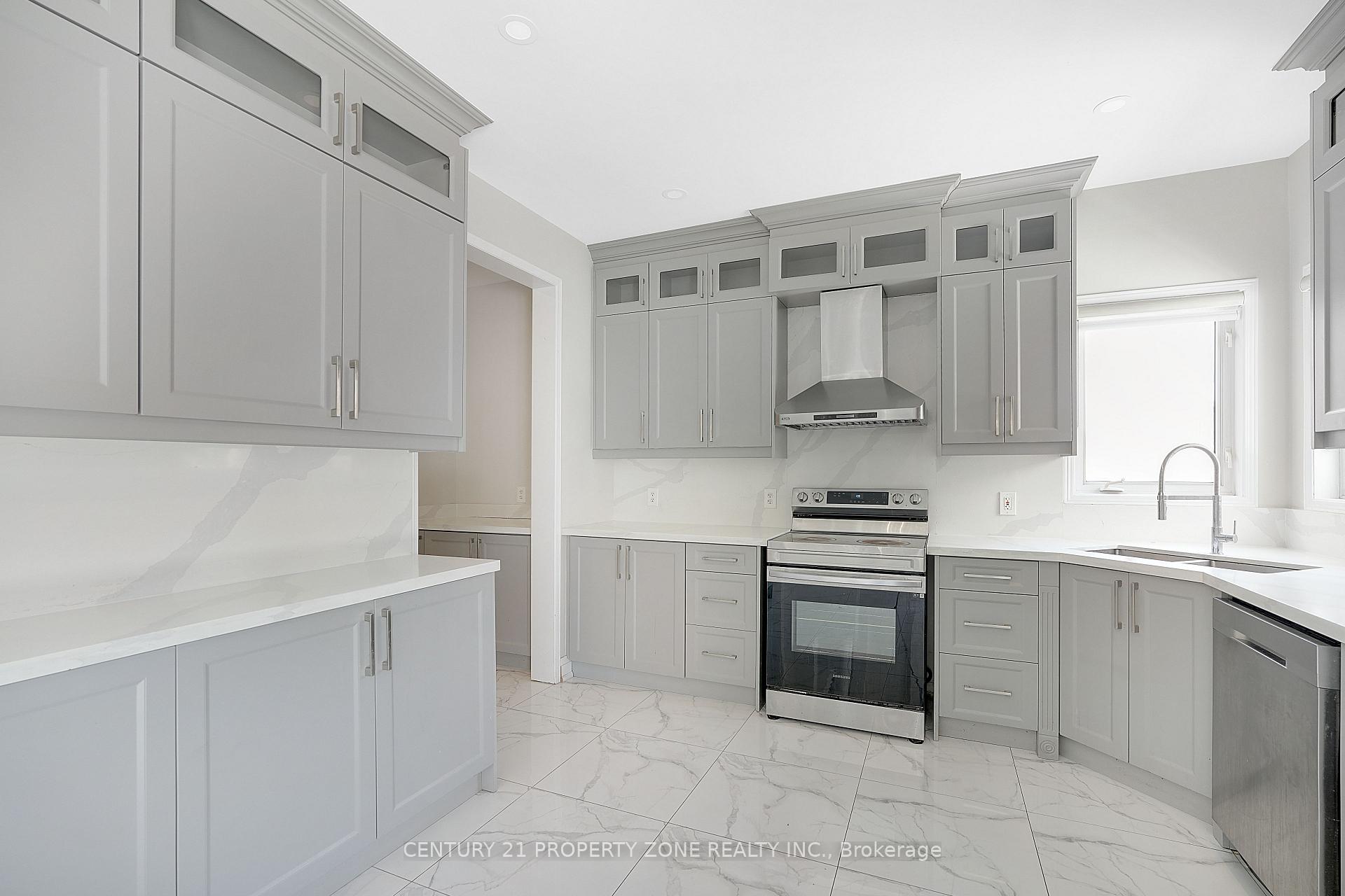 Photo 20 of 3 Freshspring Drive, Brampton, Sandringham-Wellington — HOMEH