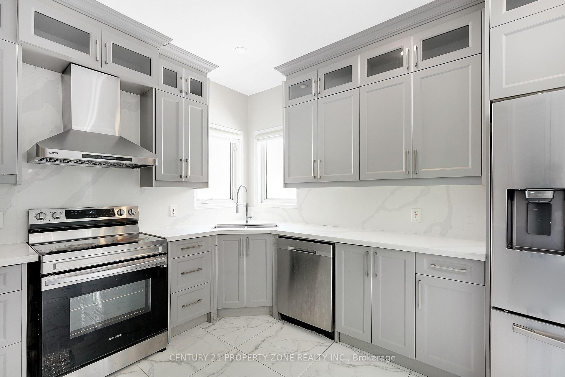 Photo 22 of 3 Freshspring Drive, Brampton, Sandringham-Wellington — HOMEH