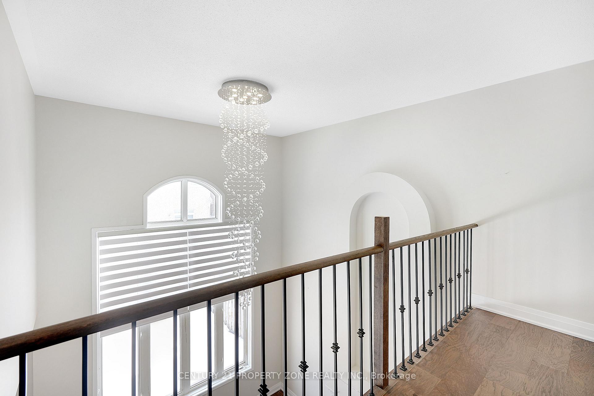 Photo 26 of 3 Freshspring Drive, Brampton, Sandringham-Wellington — HOMEH