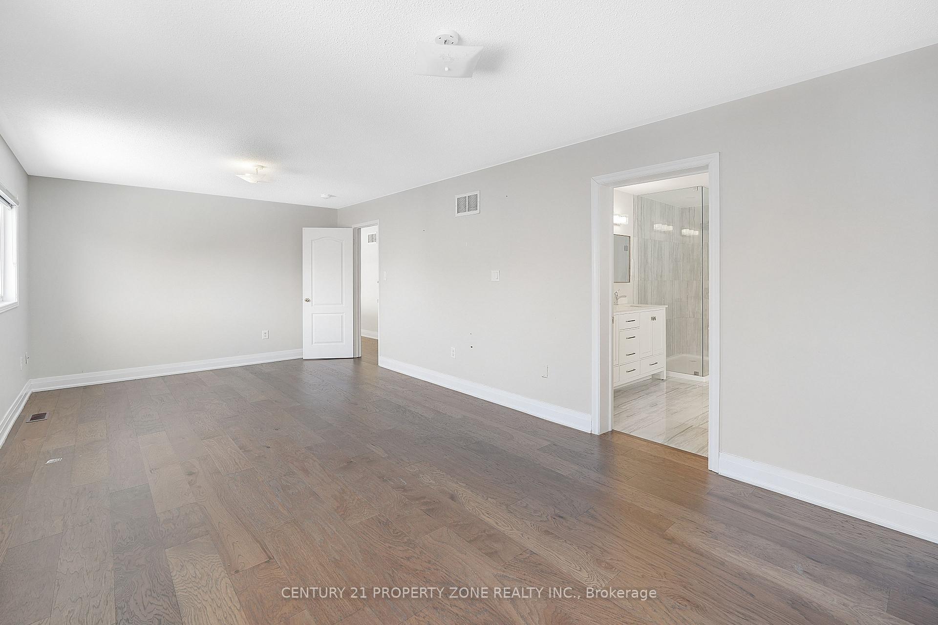 Photo 28 of 3 Freshspring Drive, Brampton, Sandringham-Wellington — HOMEH