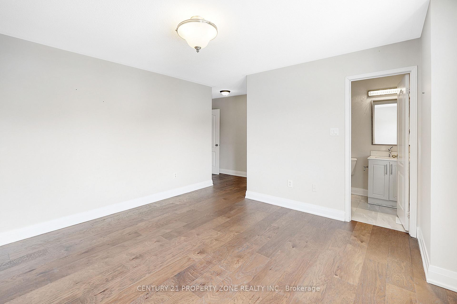 Photo 37 of 3 Freshspring Drive, Brampton, Sandringham-Wellington — HOMEH