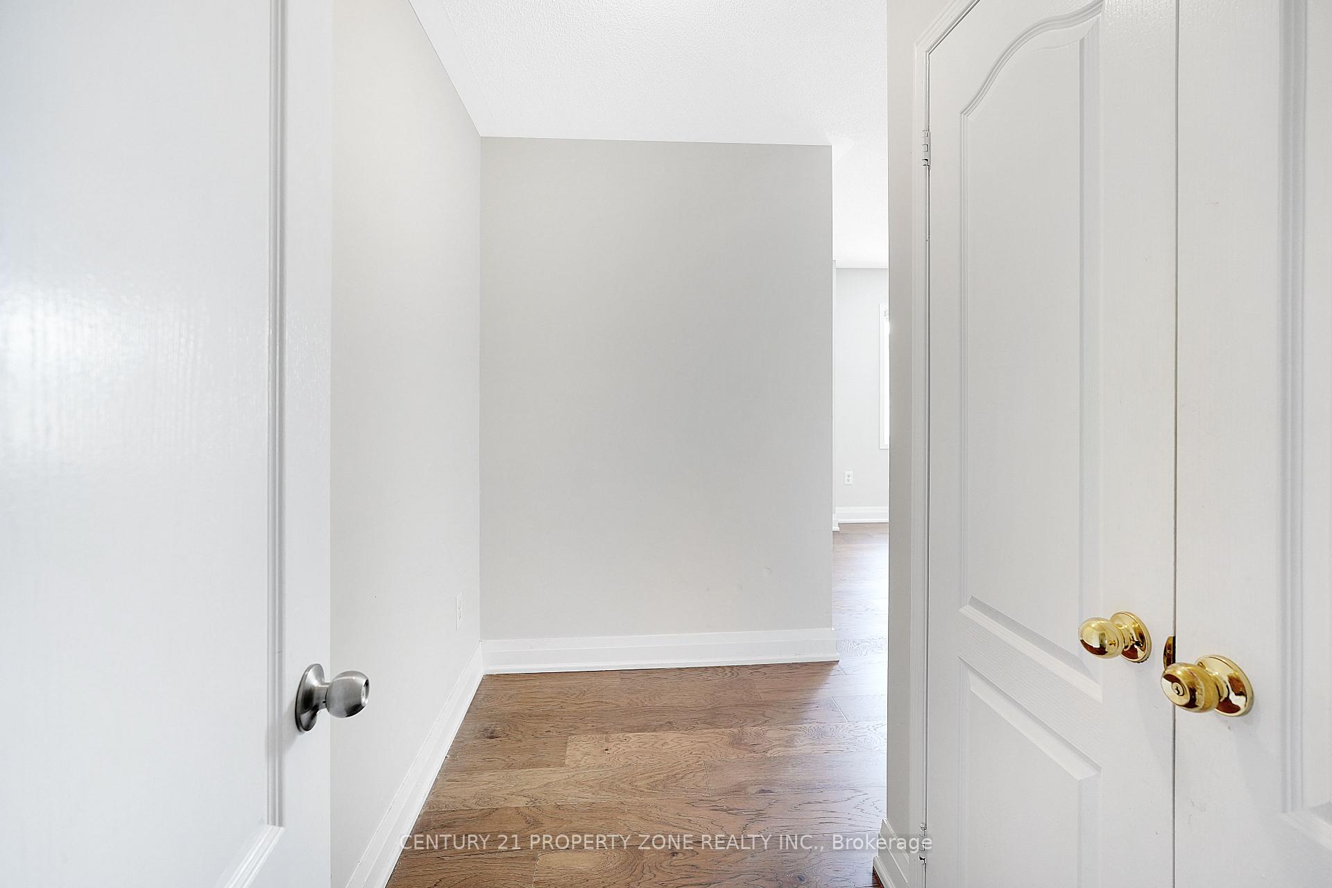 Photo 38 of 3 Freshspring Drive, Brampton, Sandringham-Wellington — HOMEH
