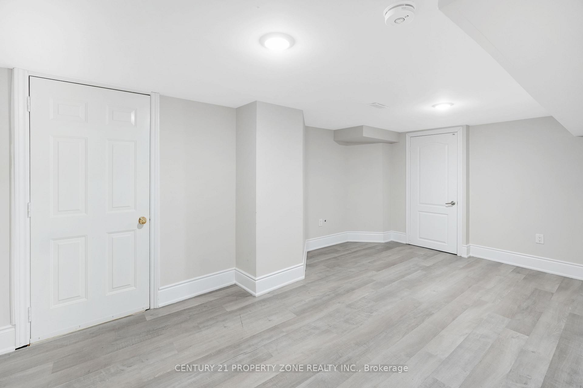 Photo 45 of 3 Freshspring Drive, Brampton, Sandringham-Wellington — HOMEH