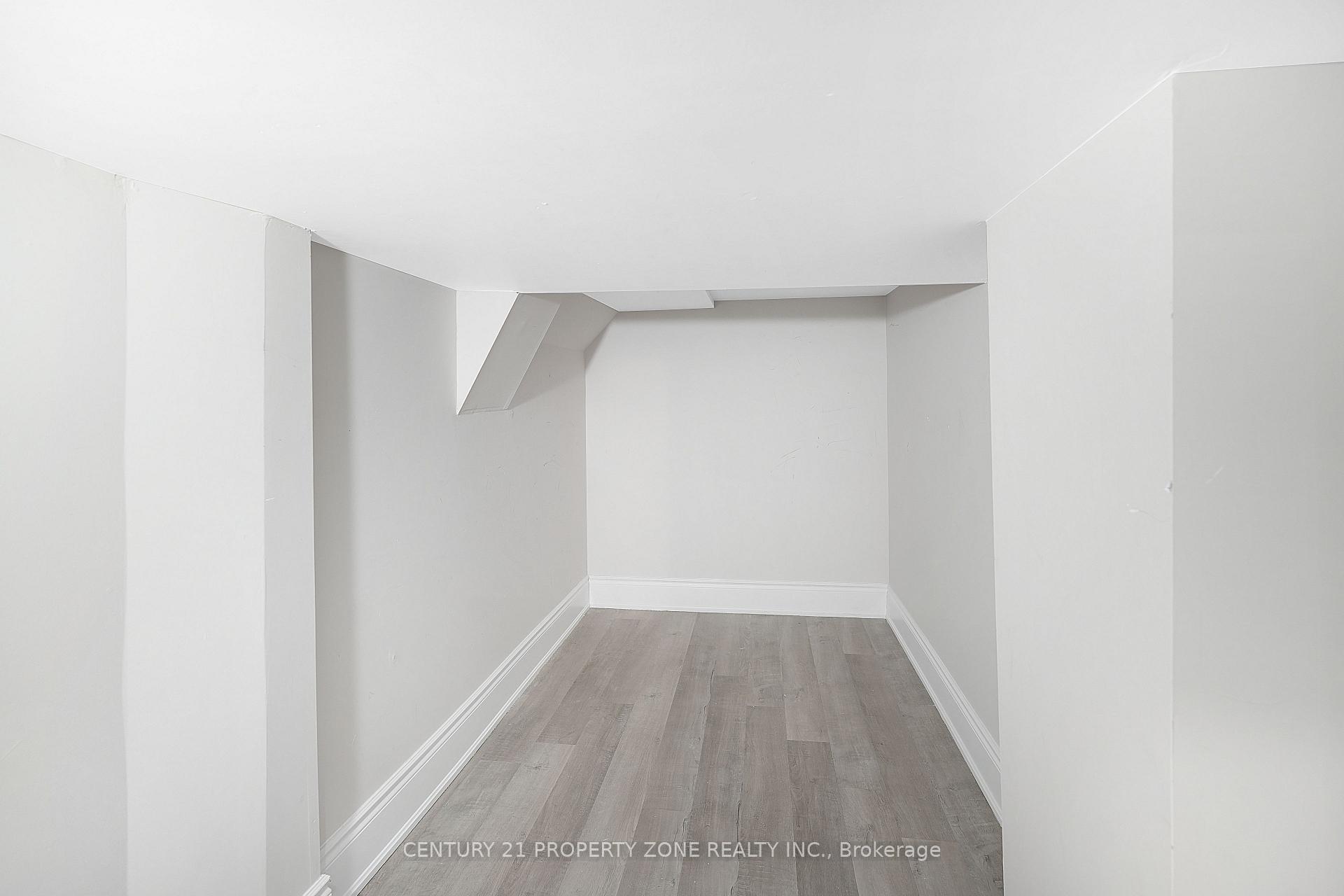 Photo 49 of 3 Freshspring Drive, Brampton, Sandringham-Wellington — HOMEH