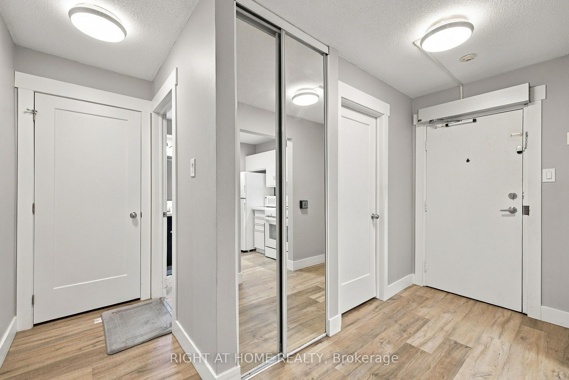 Photo 4 of Unit 62, 144 Conway Drive, London, South X — HOMEH