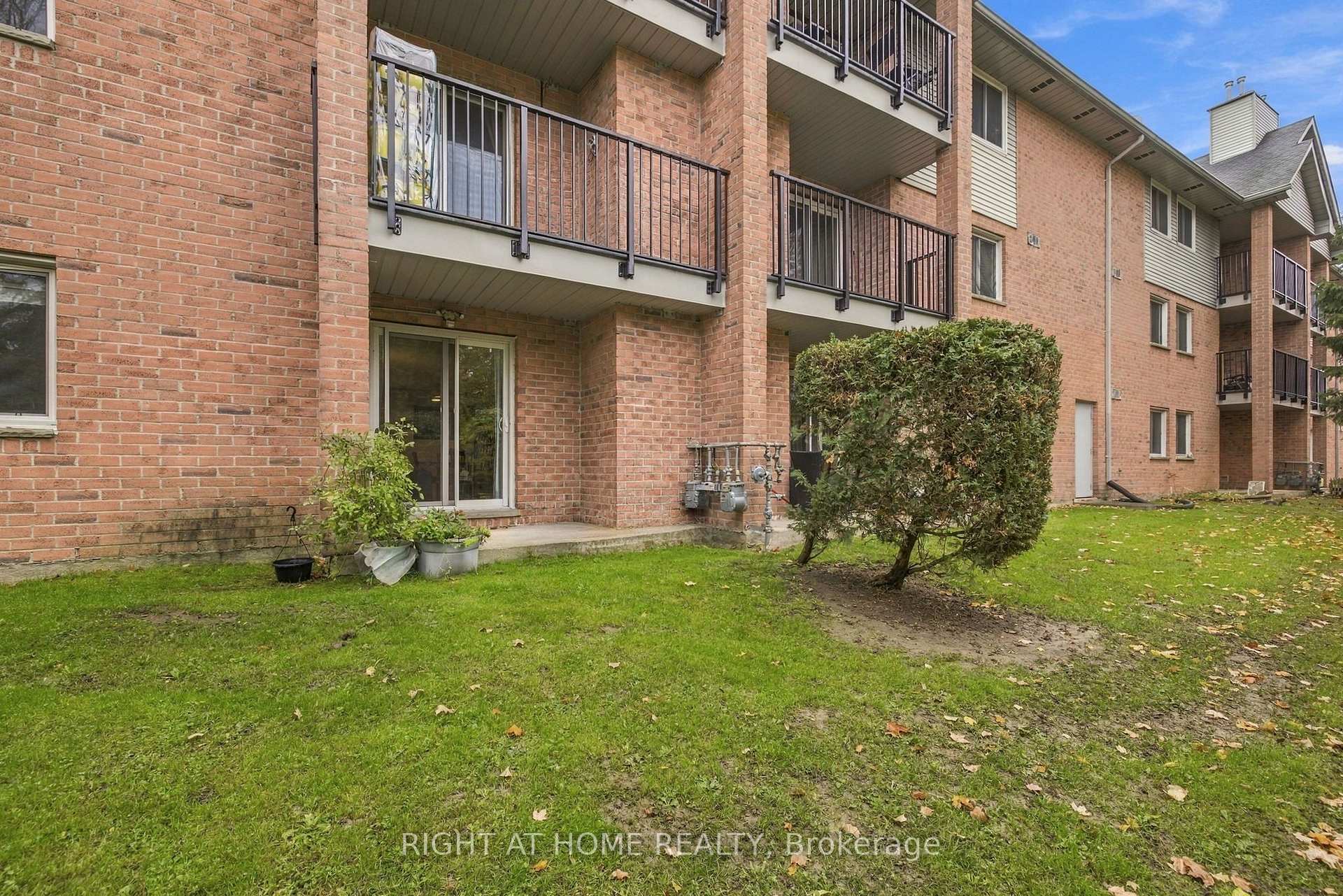 Photo 26 of Unit 62, 144 Conway Drive, London, South X — HOMEH