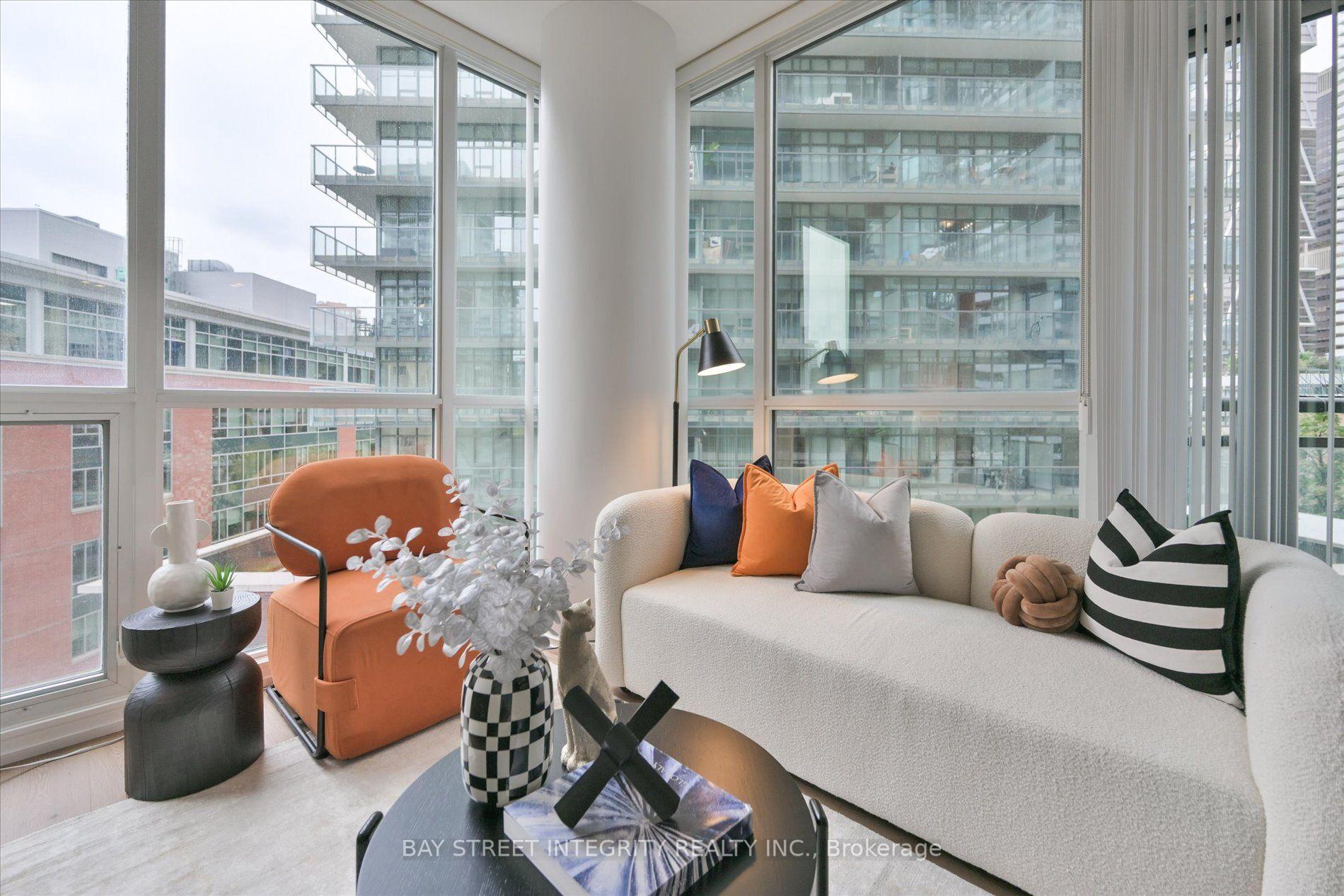 Photo 8 of Unit 802, 45 Charles Street E, Toronto, Church-Yonge Corridor — HOMEH