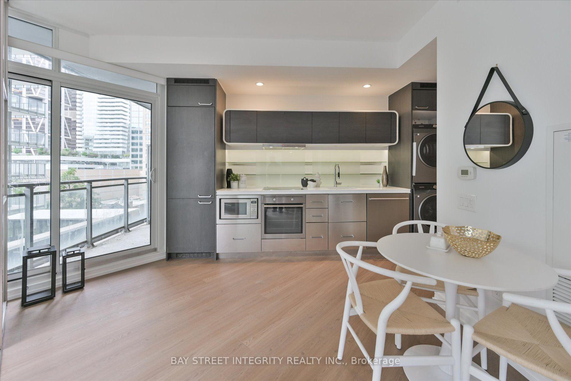Photo 10 of Unit 802, 45 Charles Street E, Toronto, Church-Yonge Corridor — HOMEH