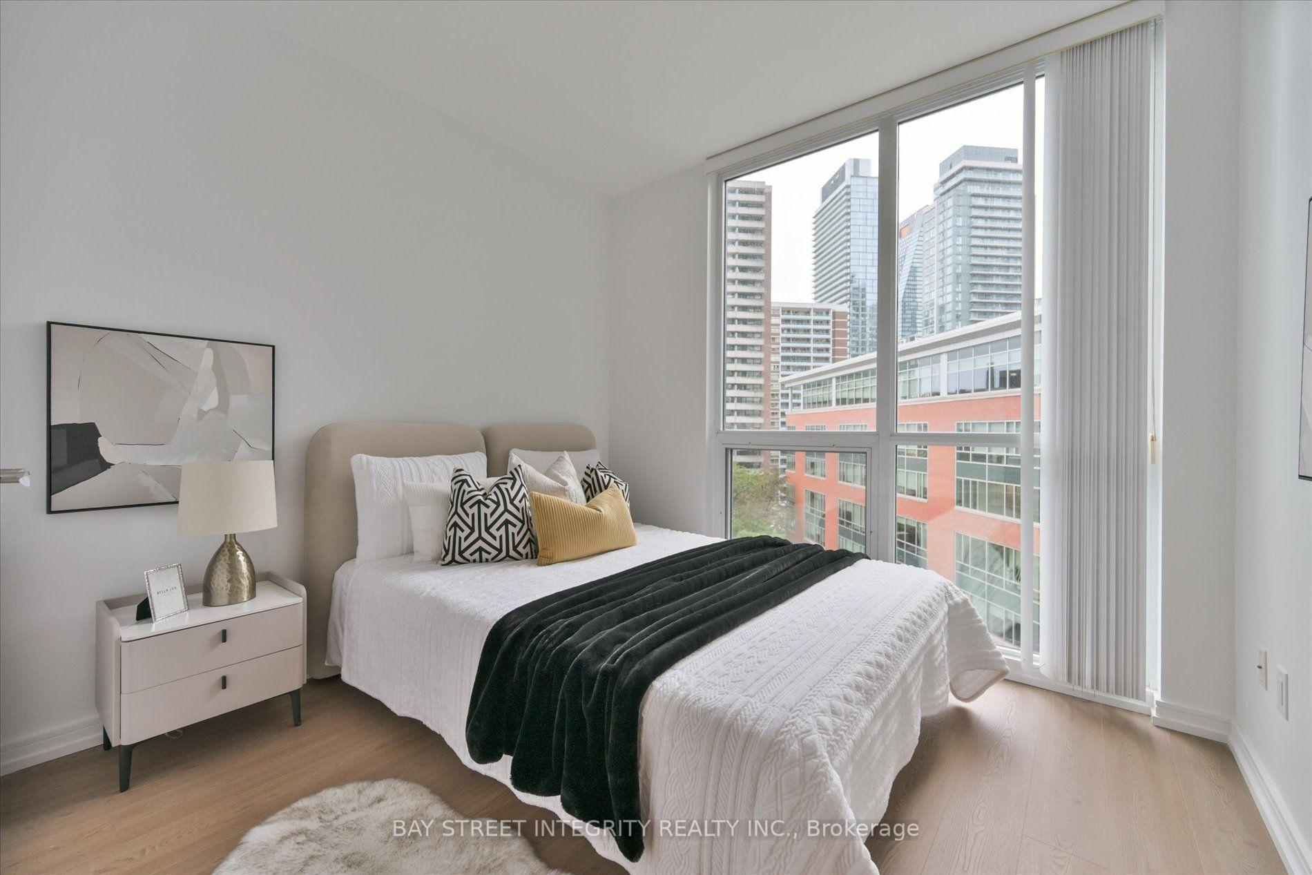 Photo 11 of Unit 802, 45 Charles Street E, Toronto, Church-Yonge Corridor — HOMEH
