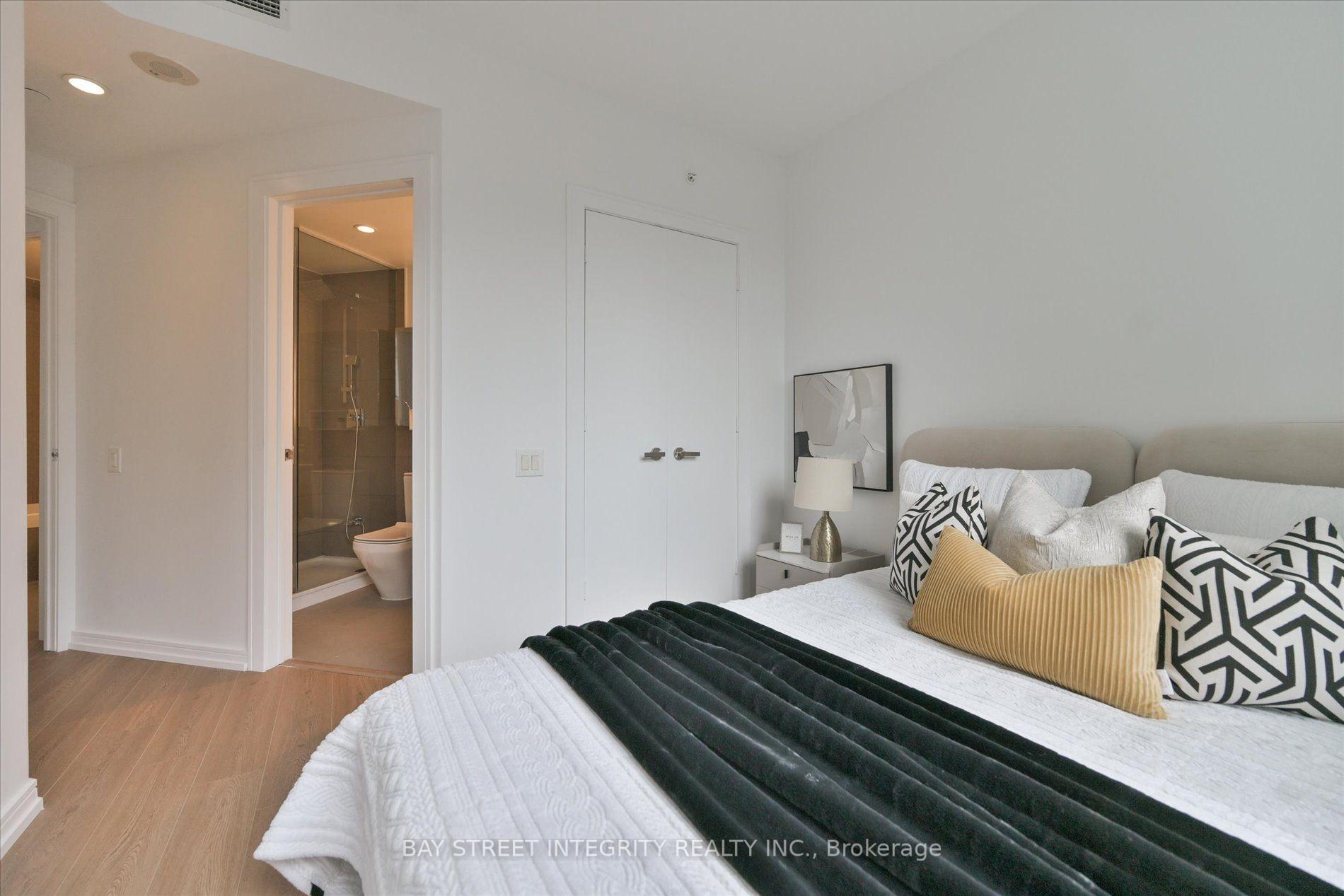 Photo 12 of Unit 802, 45 Charles Street E, Toronto, Church-Yonge Corridor — HOMEH