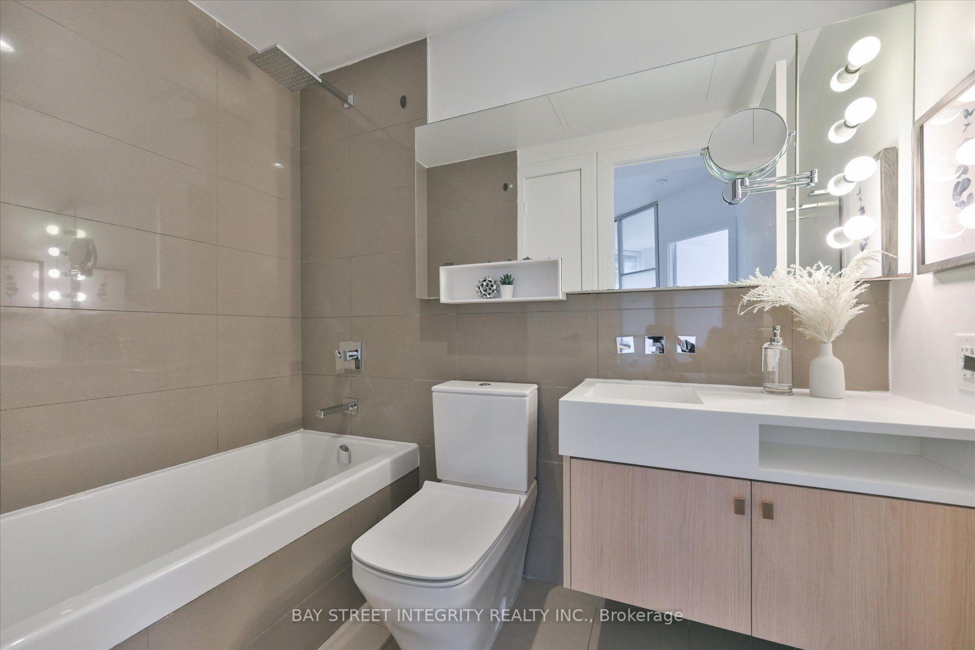 Photo 15 of Unit 802, 45 Charles Street E, Toronto, Church-Yonge Corridor — HOMEH