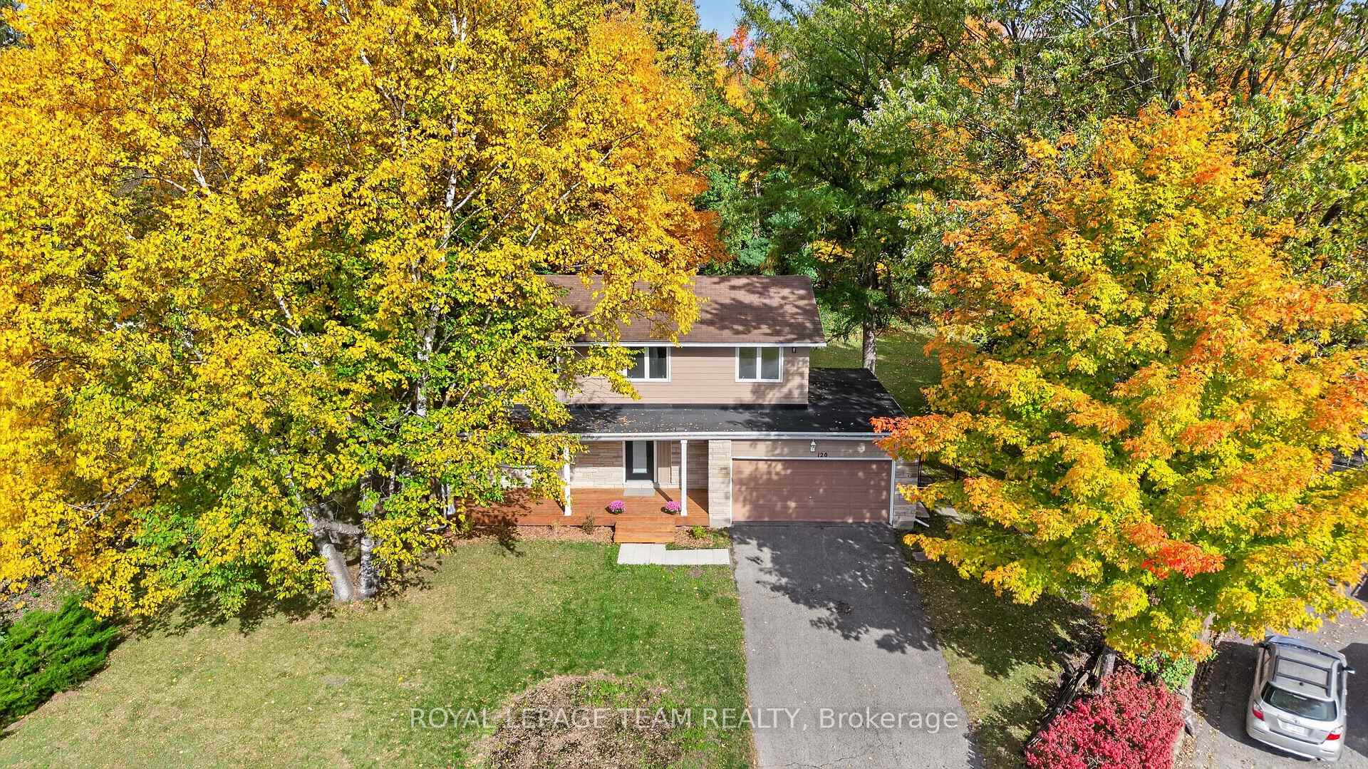 Photo 2 of 120 Glenncastle Drive, Ottawa, Carp — HOMEH