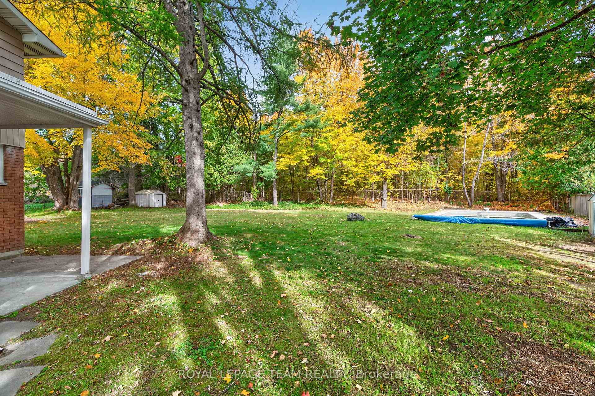 Photo 13 of 120 Glenncastle Drive, Ottawa, Carp — HOMEH