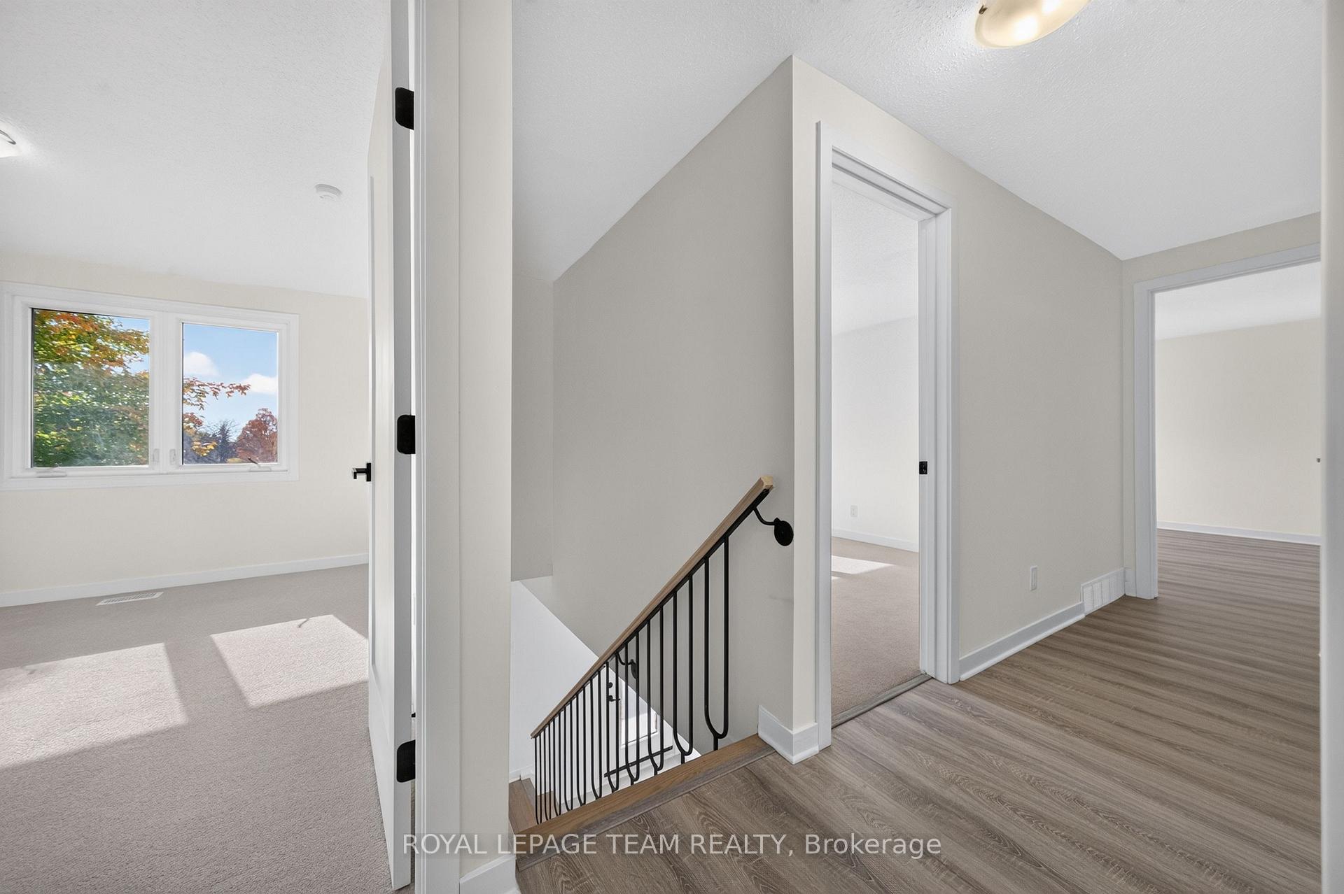 Photo 35 of 120 Glenncastle Drive, Ottawa, Carp — HOMEH