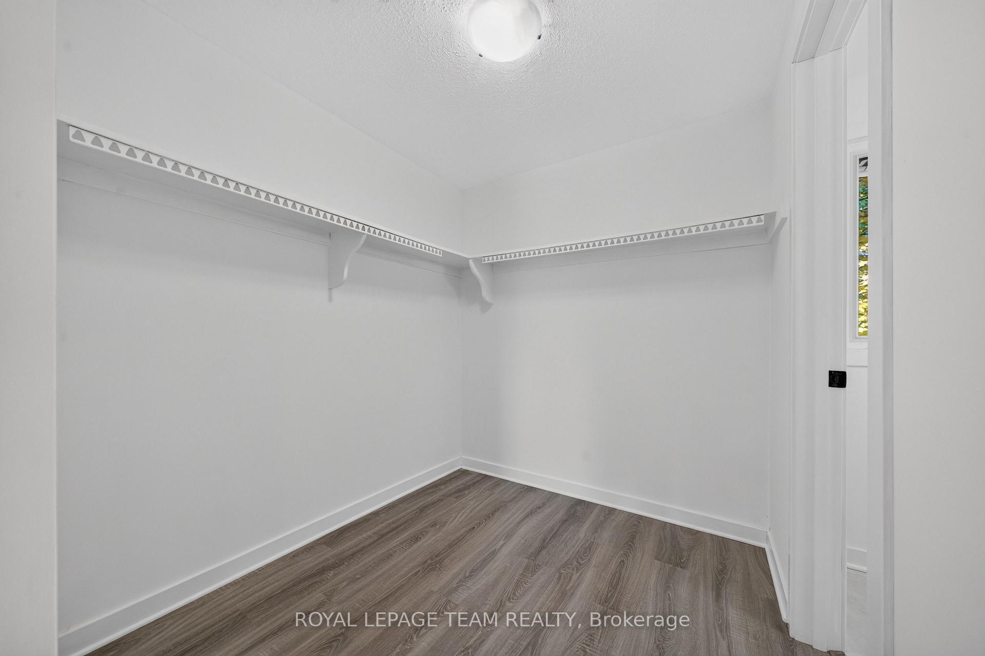 Photo 38 of 120 Glenncastle Drive, Ottawa, Carp — HOMEH