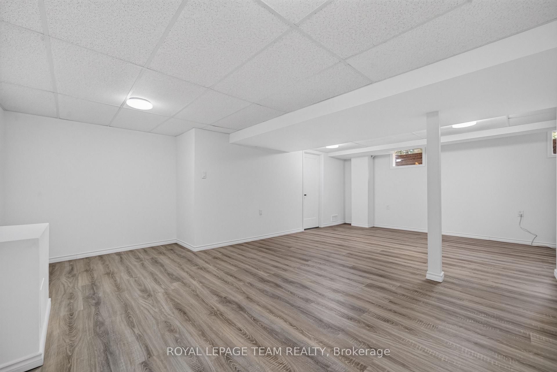 Photo 42 of 120 Glenncastle Drive, Ottawa, Carp — HOMEH