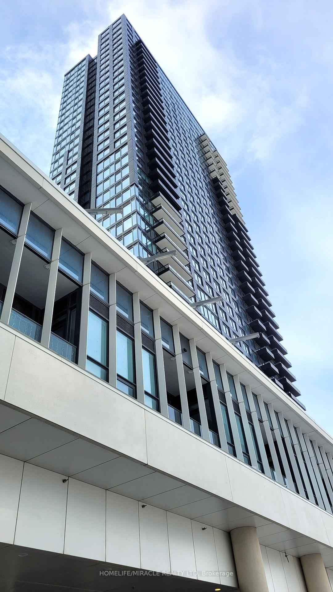 Photo 3 of Unit 4709, 395 Square One Drive, Mississauga, City Centre — HOMEH