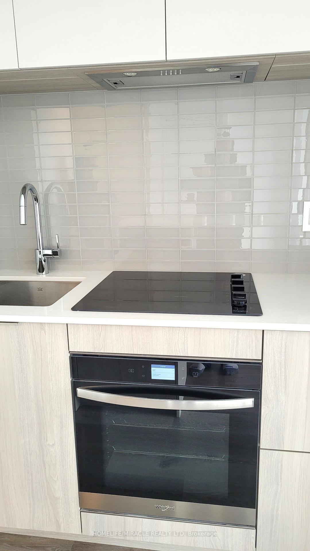 Photo 8 of Unit 4709, 395 Square One Drive, Mississauga, City Centre — HOMEH
