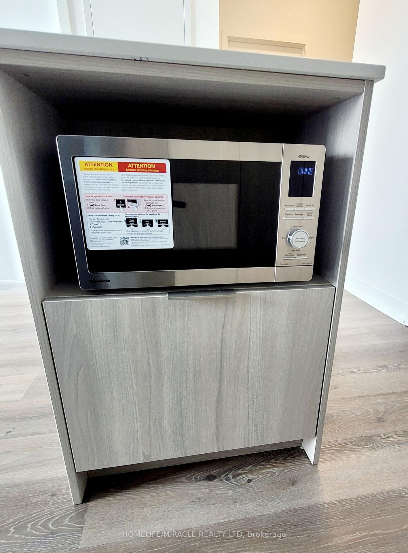 Photo 9 of Unit 4709, 395 Square One Drive, Mississauga, City Centre — HOMEH