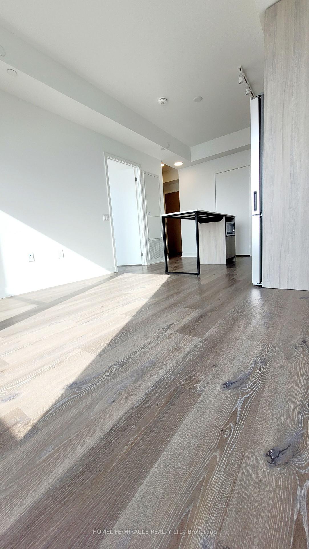Photo 13 of Unit 4709, 395 Square One Drive, Mississauga, City Centre — HOMEH