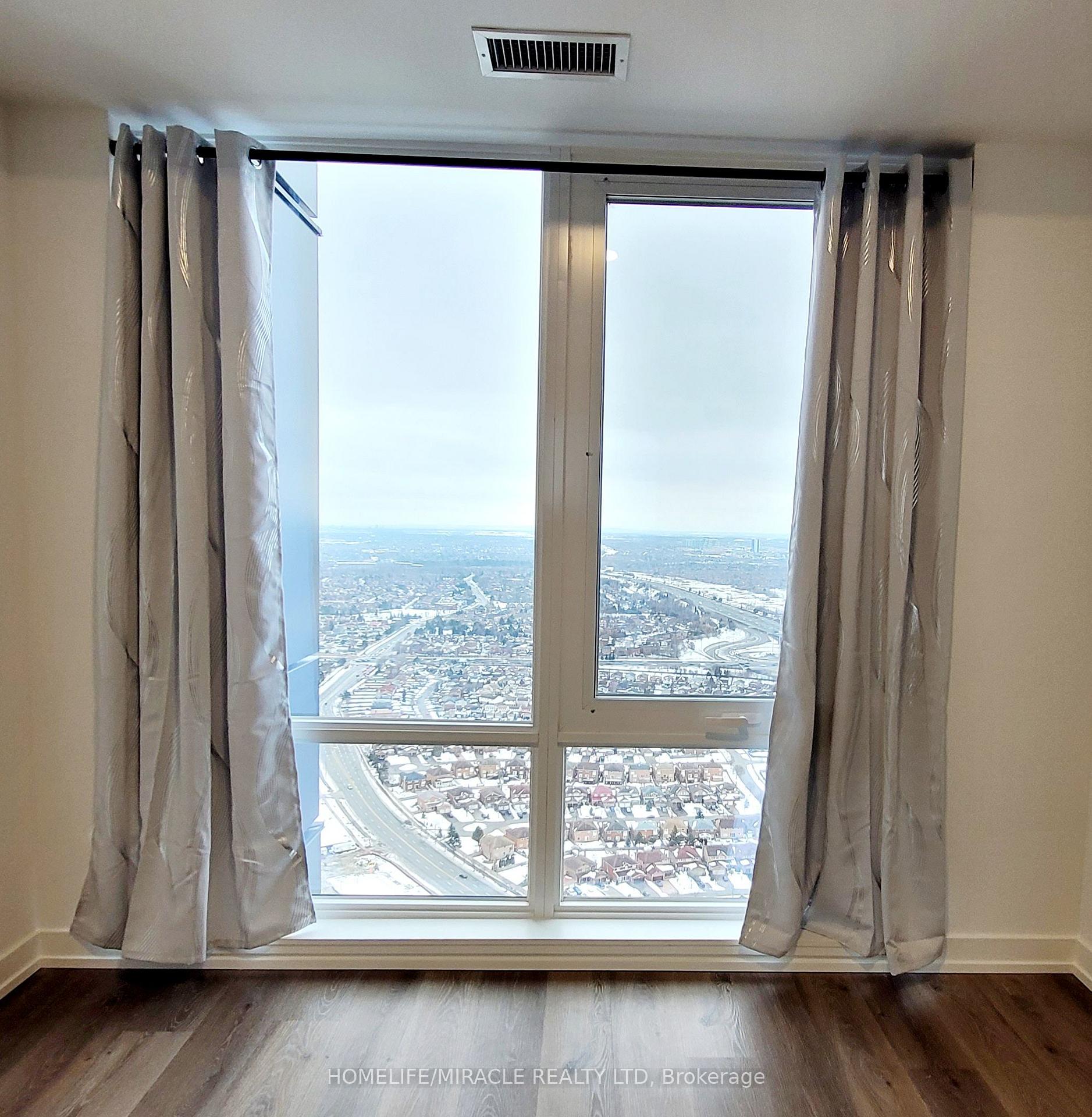 Photo 16 of Unit 4709, 395 Square One Drive, Mississauga, City Centre — HOMEH