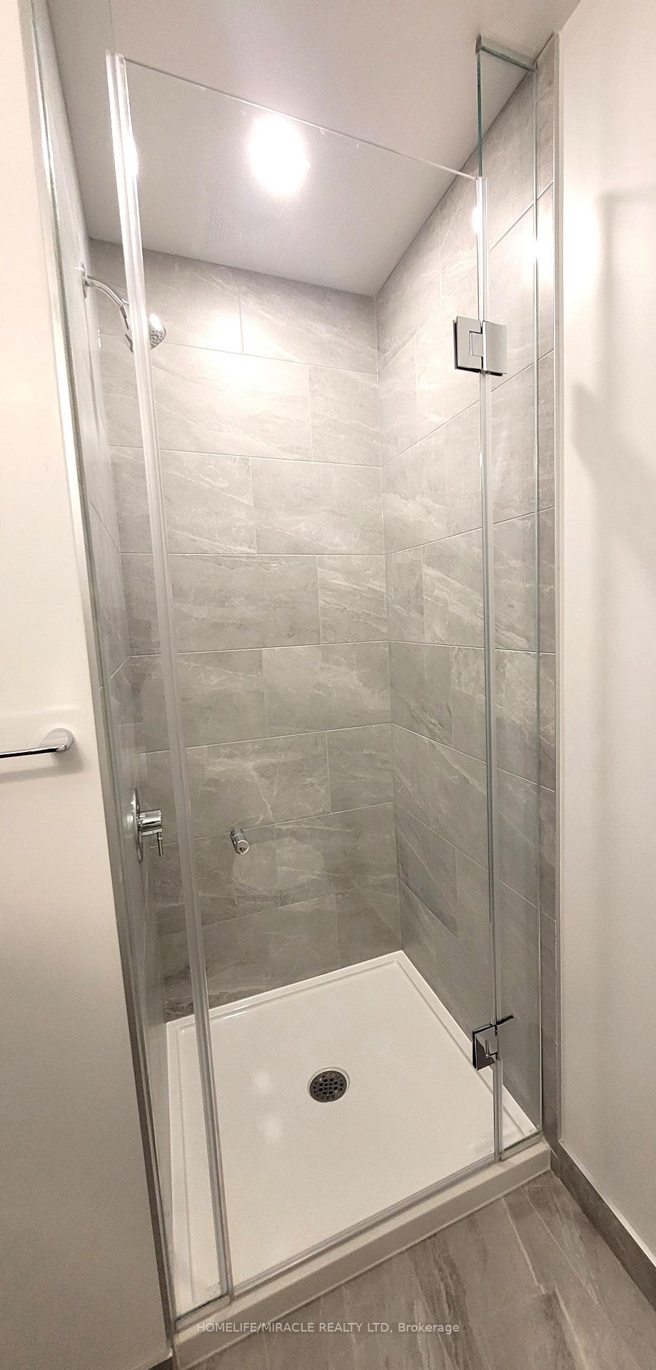 Photo 18 of Unit 4709, 395 Square One Drive, Mississauga, City Centre — HOMEH