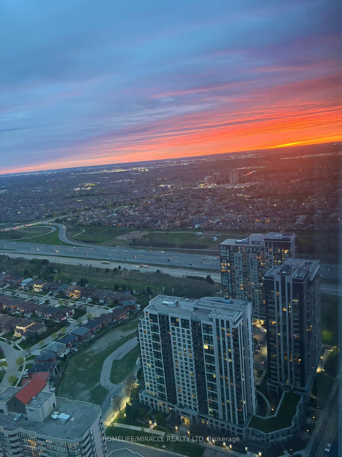Photo 25 of Unit 4709, 395 Square One Drive, Mississauga, City Centre — HOMEH