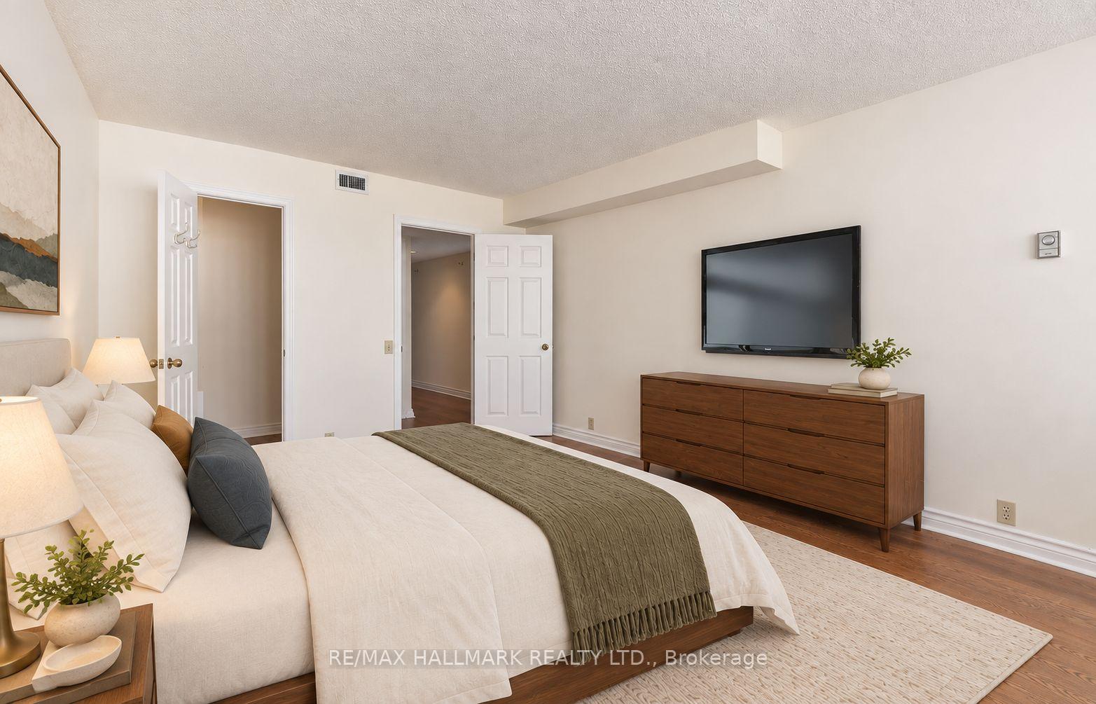 Photo 2 of Unit 403, 1177 Yonge Street, Toronto, Rosedale-Moore Park — HOMEH