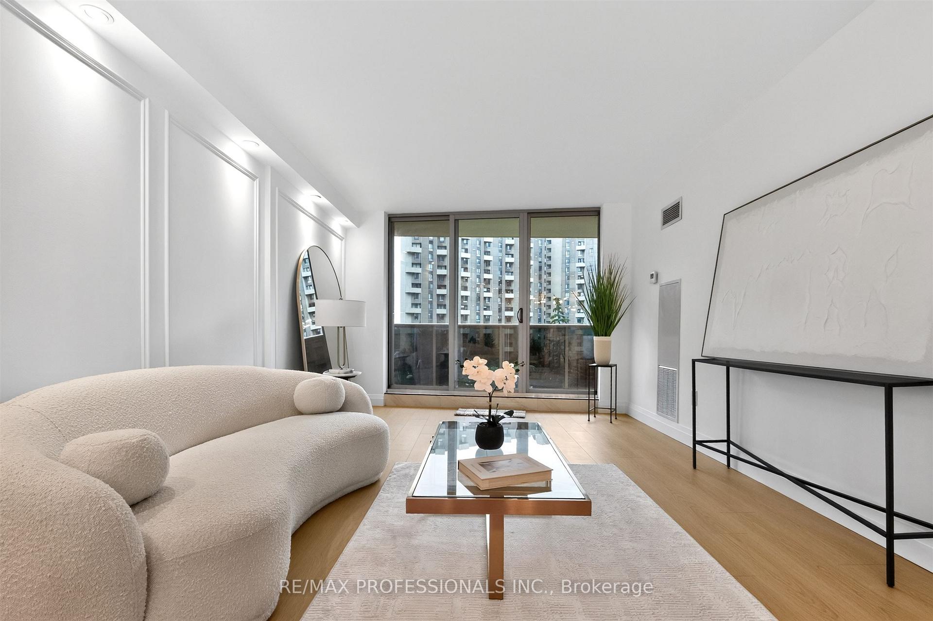 Photo 15 of Unit 502, 299 Mill Road, Etobicoke, Markland Wood — HOMEH