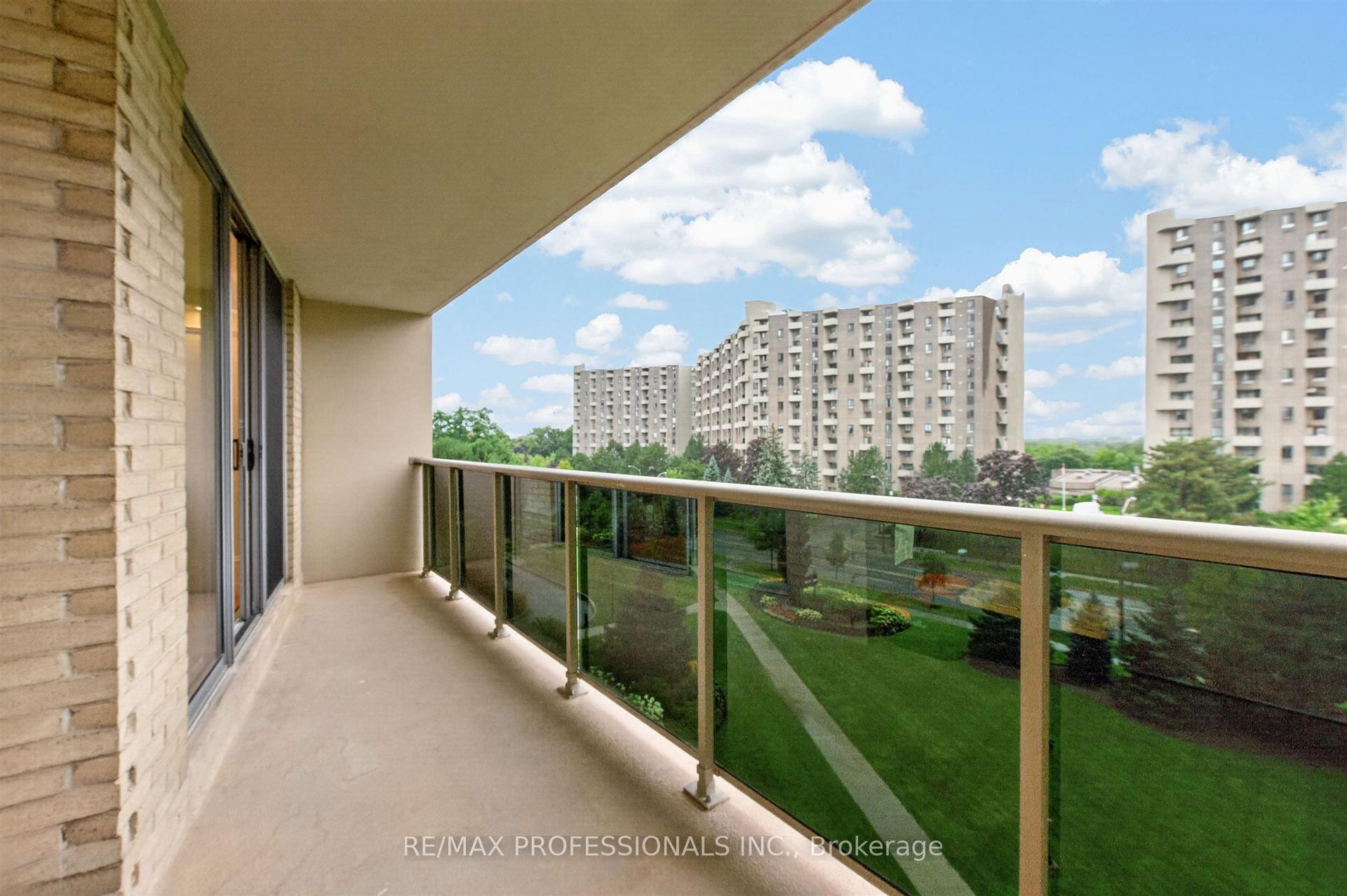 Photo 29 of Unit 502, 299 Mill Road, Etobicoke, Markland Wood — HOMEH